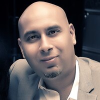 Noorez Khamis