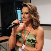 Simone Ferreira